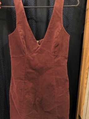 Forever 21 Size Small Oxblood V Neck Jumper Mini Dress